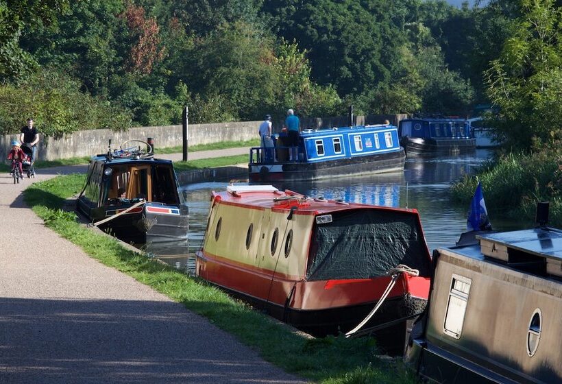 פנסיון Devonshire House