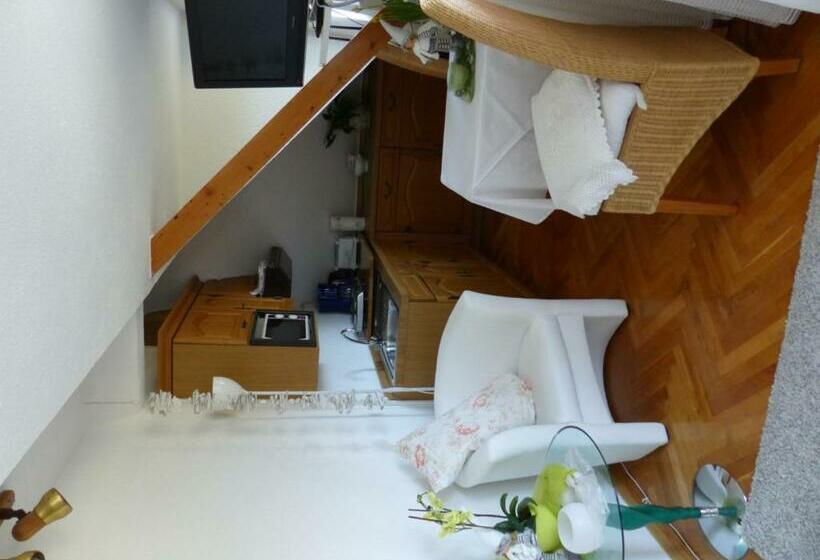 פנסיון Haus Marija M