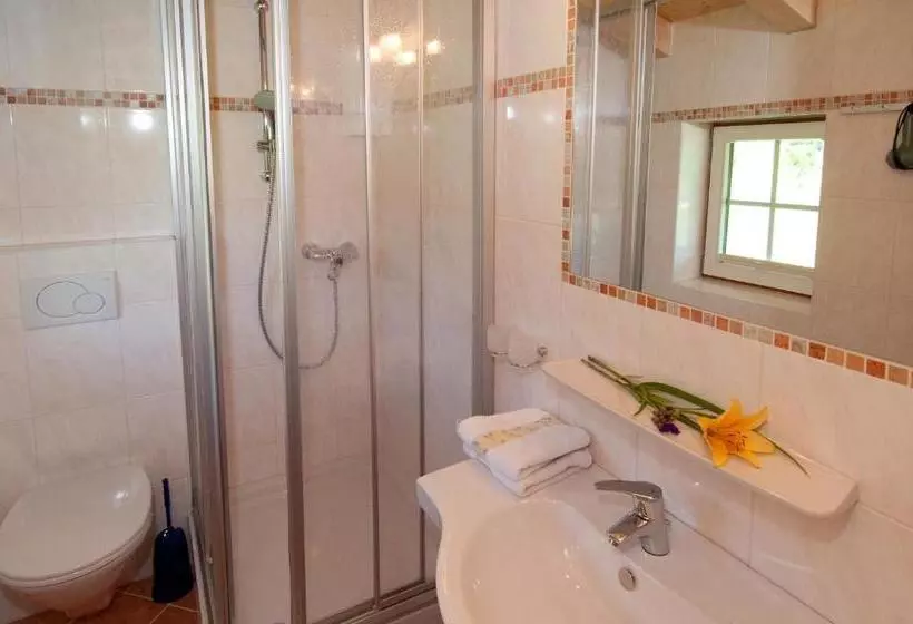 ペンション Haus Martina