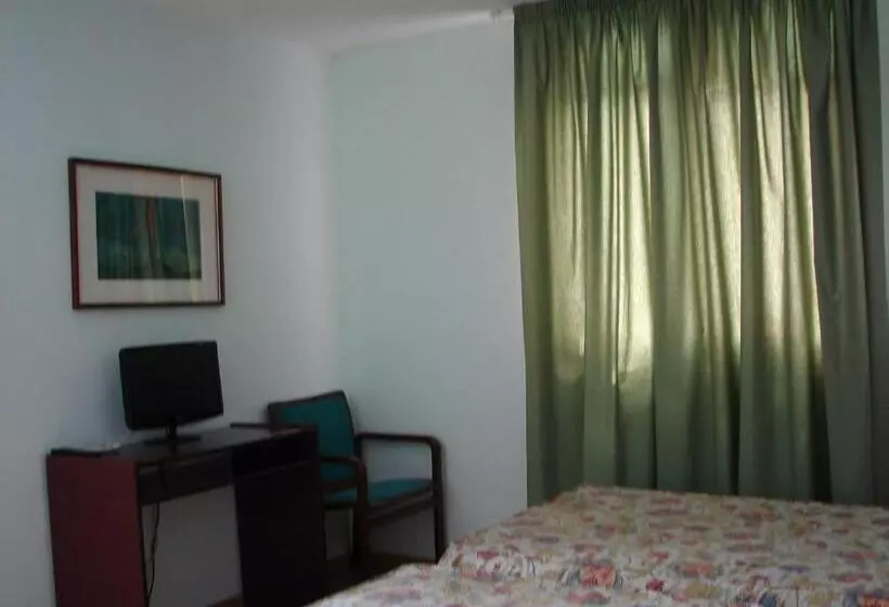 پانسیون Hostal Del Ripollès