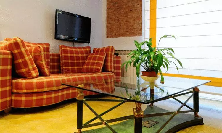پانسیون Hosteria Solar De Tejada