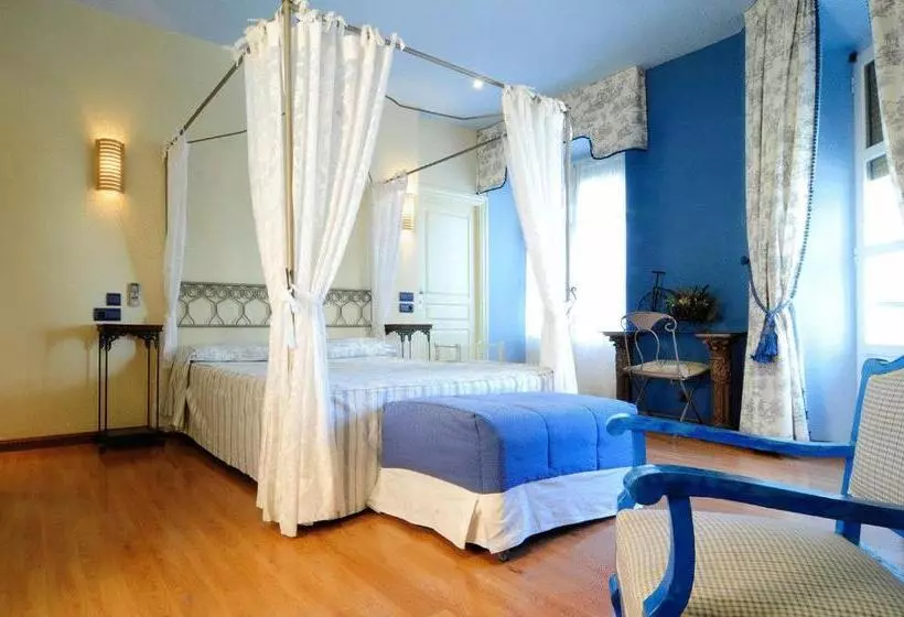 پانسیون Hosteria Solar De Tejada