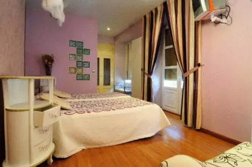 پانسیون Hosteria Solar De Tejada