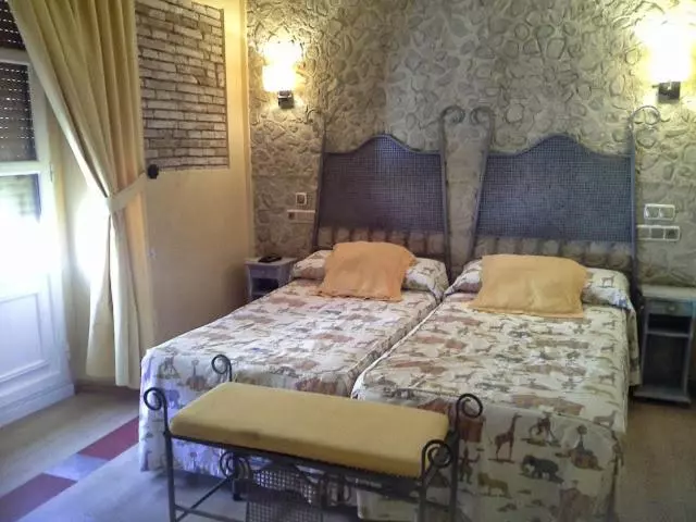 پانسیون Hosteria Solar De Tejada