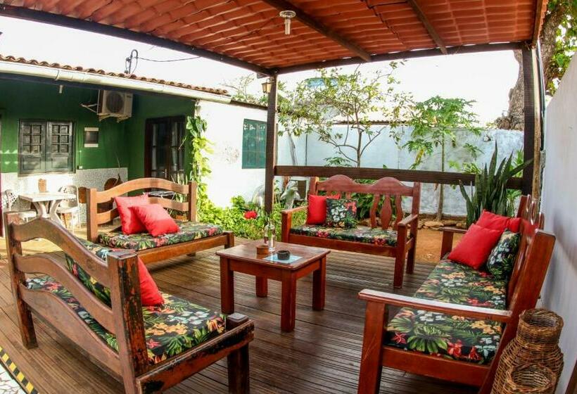 پانسیون Pousada Leão Marinho