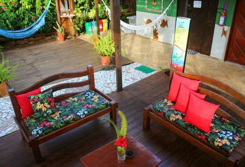 پانسیون Pousada Leão Marinho