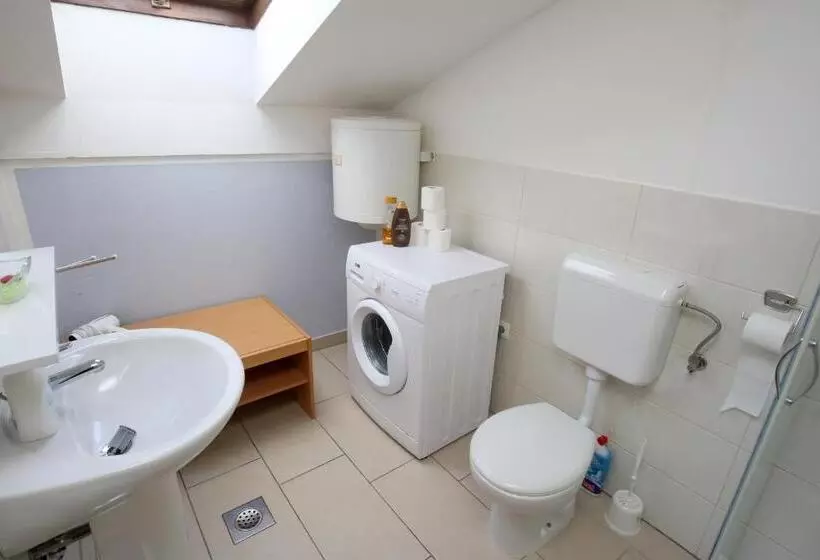 پانسیون Apartments Furman   Self Check In