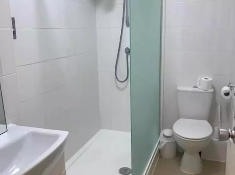 ペンション The Admirals Inn Guest House