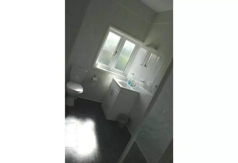 ペンション The Admirals Inn Guest House