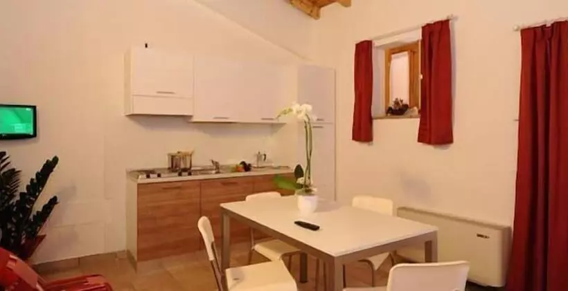 Hotelli Agriturismo Corte La Sacca