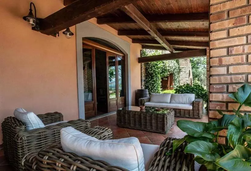 ホテル La Masseria Lolivia