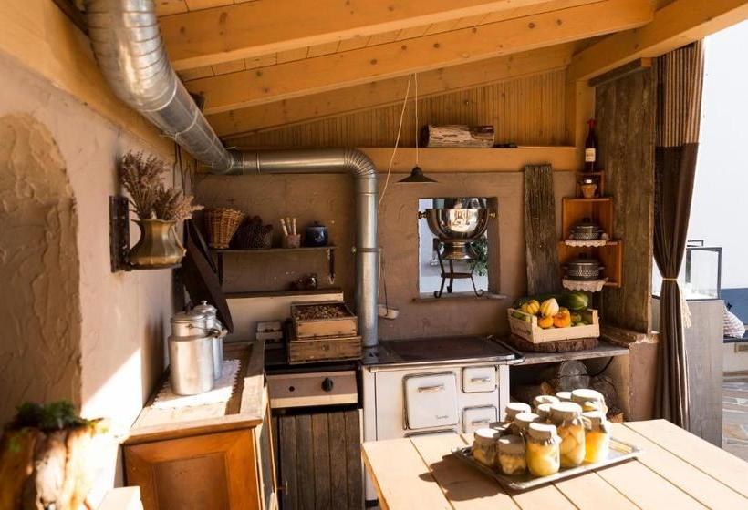 Landpalais Goyenhof   Deluxe Suites & Breakfast