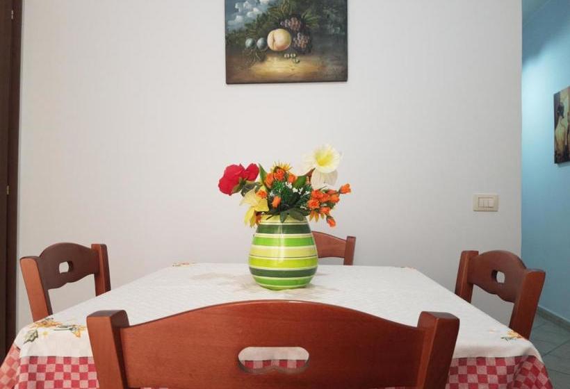 بنسيون Affittacamere La Piazzetta