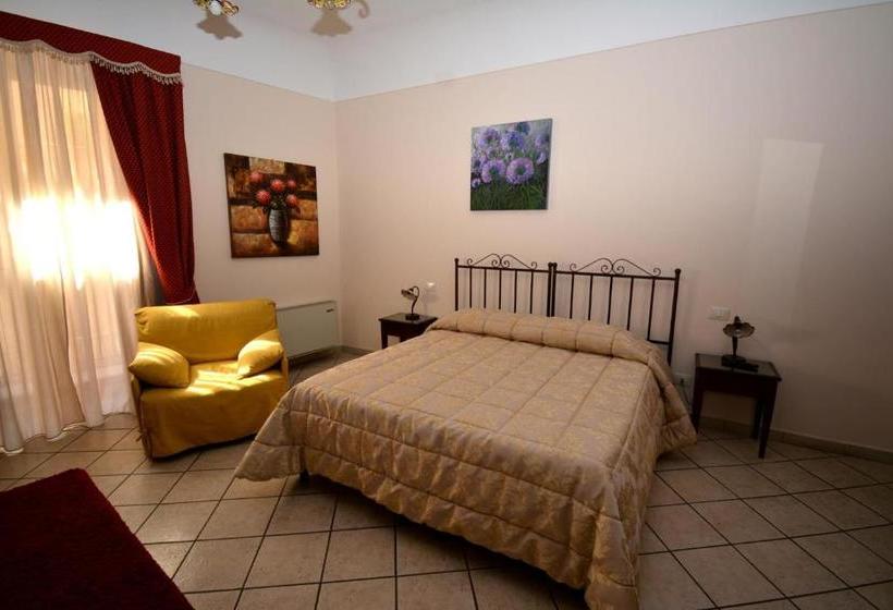 بنسيون Affittacamere La Piazzetta