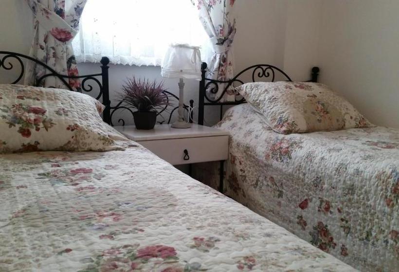 پانسیون Alacati Zeynep Otel