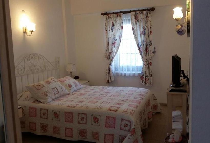 پانسیون Alacati Zeynep Otel