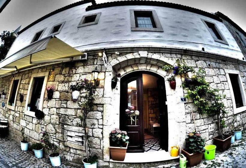 پانسیون Alacati Zeynep Otel