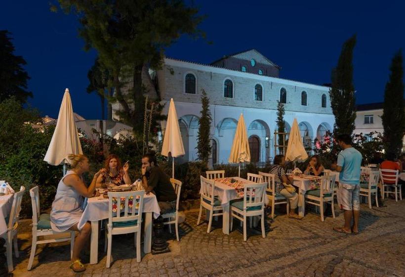 پانسیون Alacati Zeynep Otel