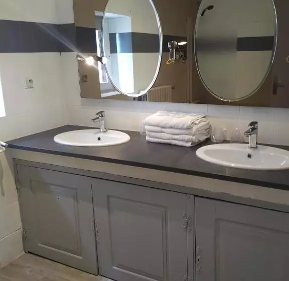 Majatalo Auberge De La Halle