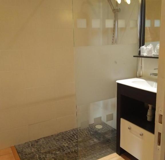 膳宿费 Auberge De La Halle