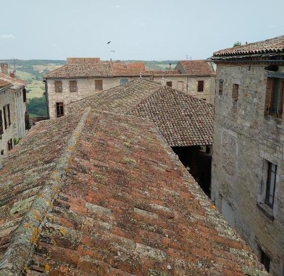 膳宿费 Auberge De La Halle