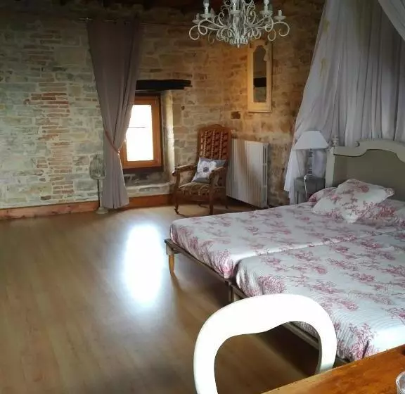 Majatalo Auberge De La Halle