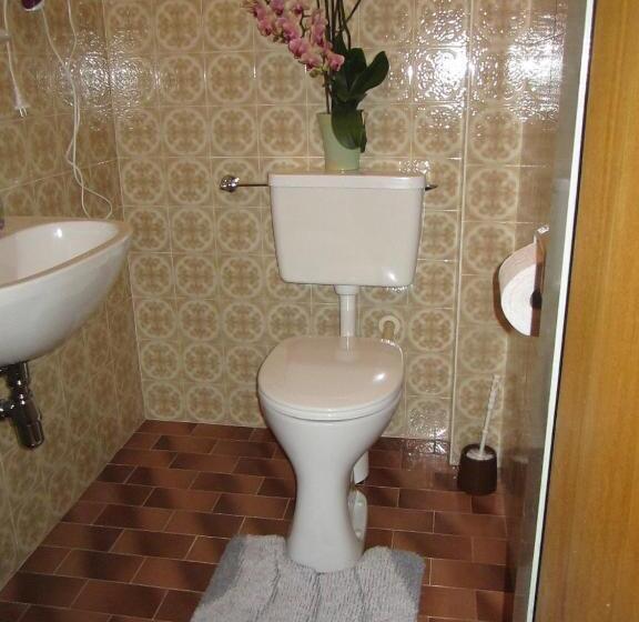 بنسيون Gästehaus Holzfeind