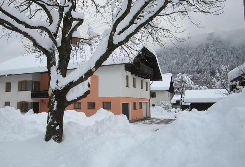 بنسيون Gästehaus Holzfeind