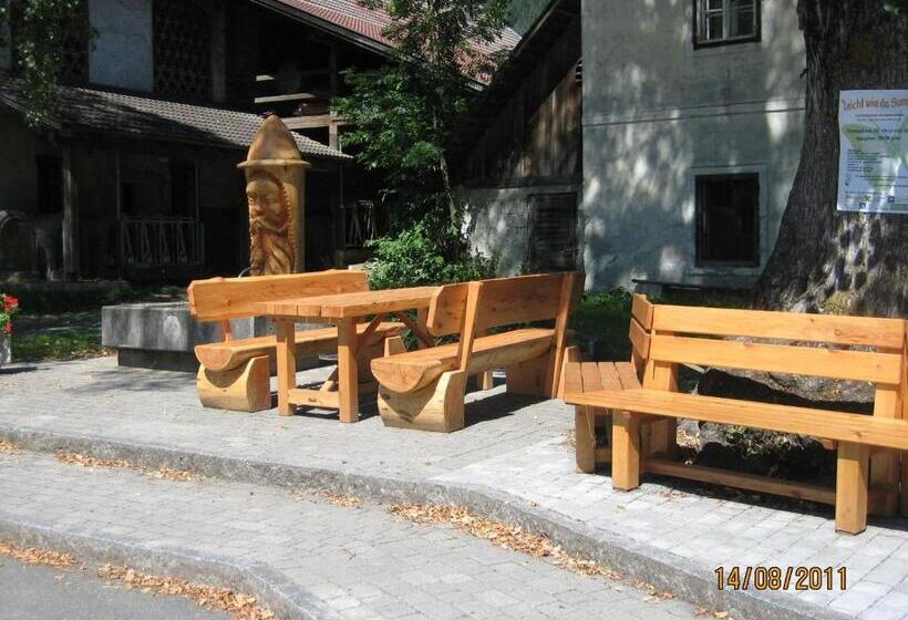 بنسيون Gästehaus Holzfeind