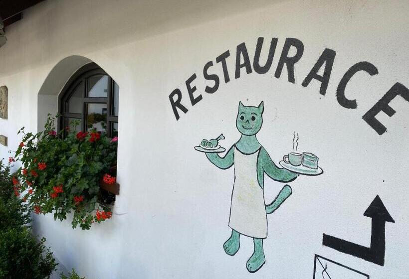 Pensjonat Hostinec U Pejska A Kocicky