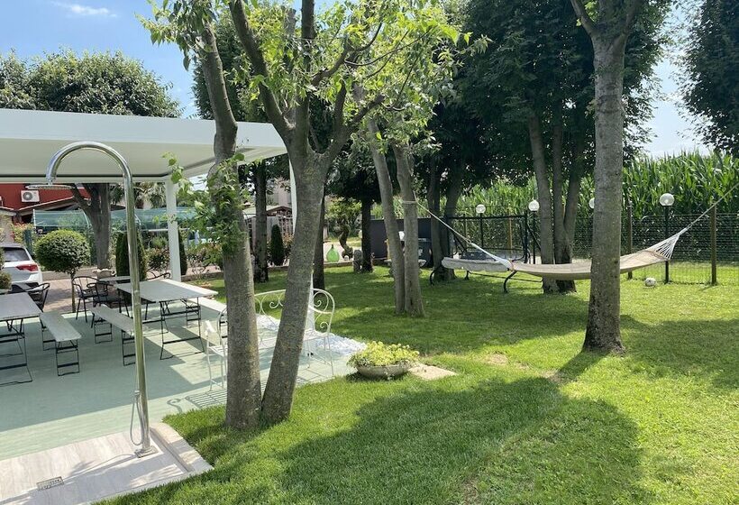 بنسيون Le Fate Corbezzole