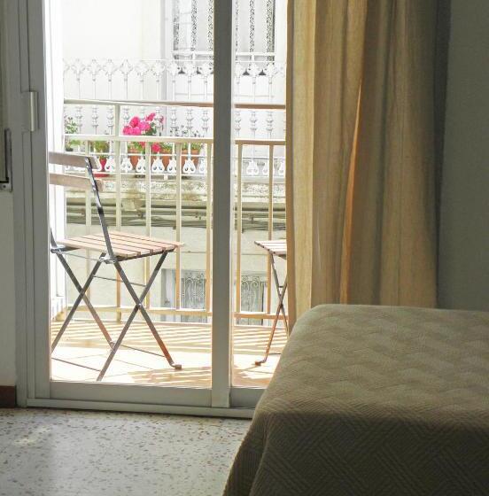 پانسیون Pensió Vista Alegre