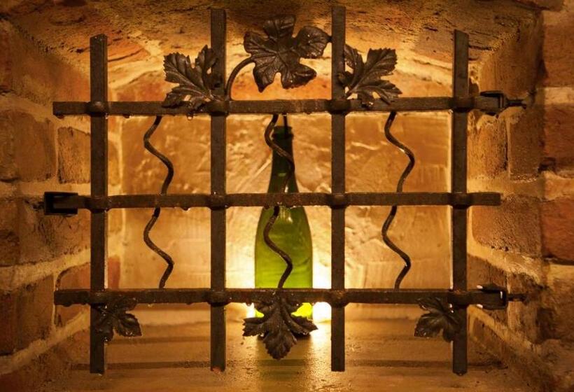 Panzió Penzion Zatisi