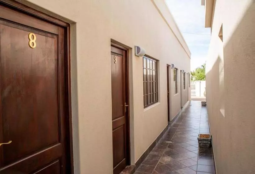 ペンション Schroderhuis Guesthouse No Loadshedding Good Wifi