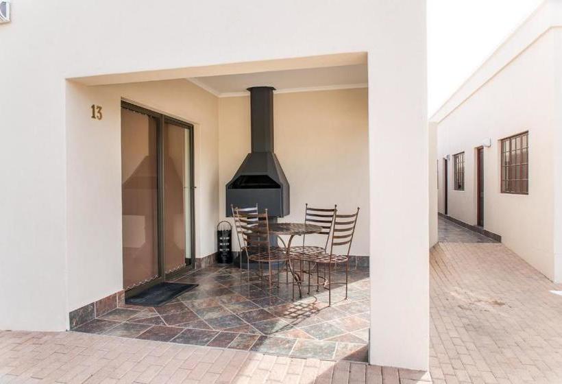 ペンション Schroderhuis Guesthouse No Loadshedding Good Wifi