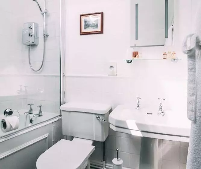 Majatalo Weavers Guesthouse By Weavers Of Haworth