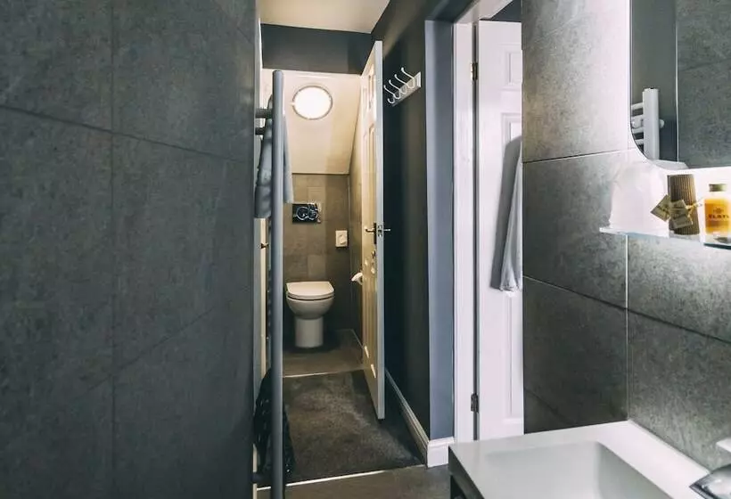 Majatalo Weavers Guesthouse By Weavers Of Haworth