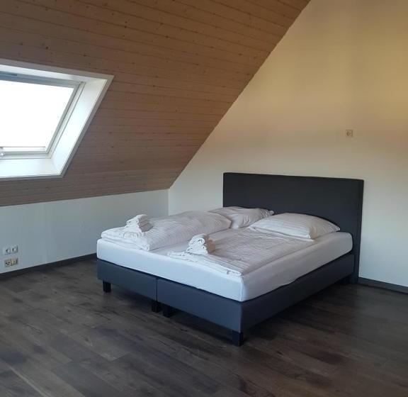 Hospedaria Eisberg Gästehaus & De Luxe Appartements