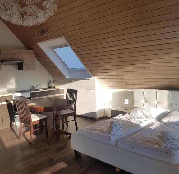 Hospedaria Eisberg Gästehaus & De Luxe Appartements