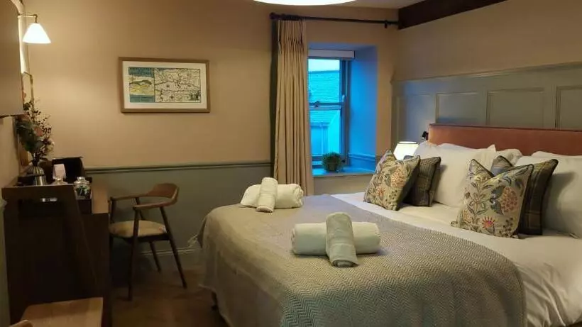 Retkeilymaja The Crown Inn