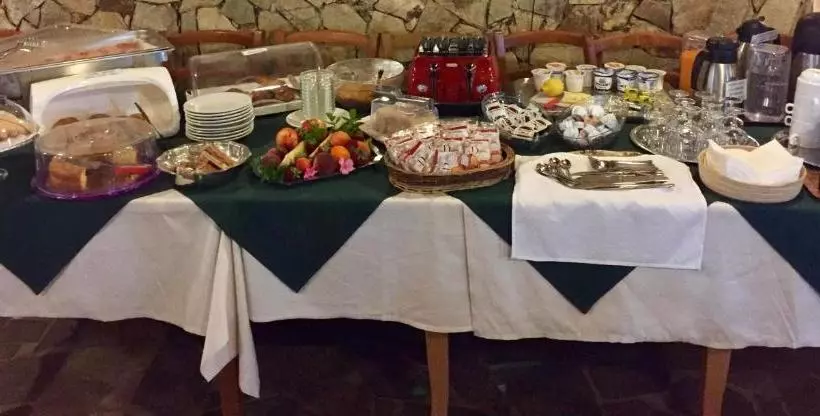 ホテル Agriturismo Monte Istulargiu