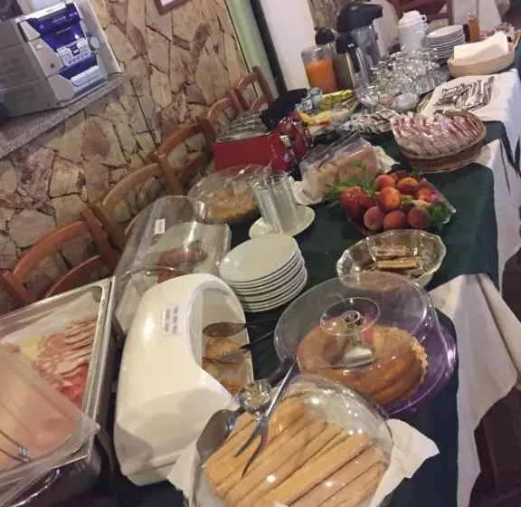 ホテル Agriturismo Monte Istulargiu