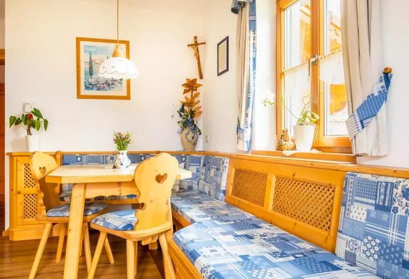 ホテル Bio Familienbauernhof Grubsteighof