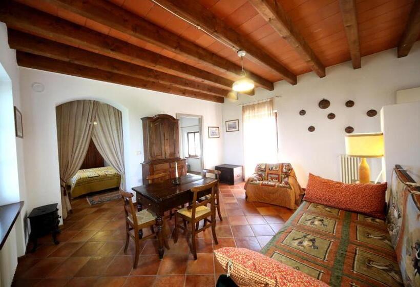 בית מלון כפרי Cascina Delle Rose