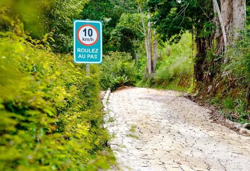 Majatalo Chez Domaine Pousada Organica