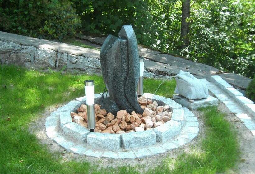 膳宿费 Grubstuben