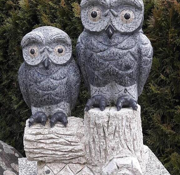 膳宿费 Grubstuben