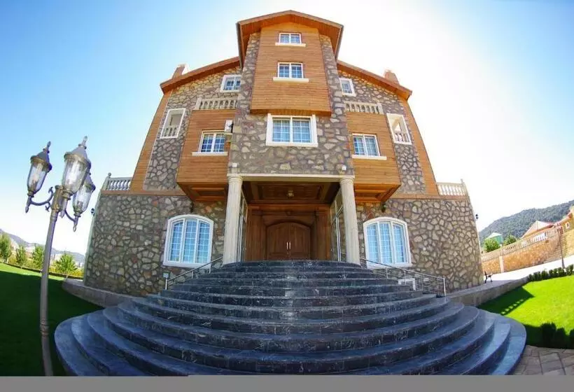 Majatalo Le Palais Des Cerisiers