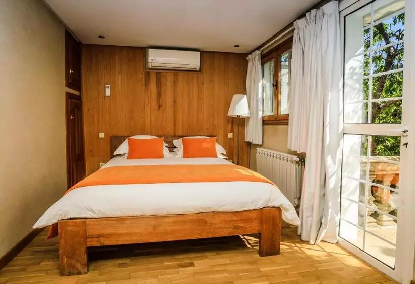 Majatalo Le Palais Des Cerisiers