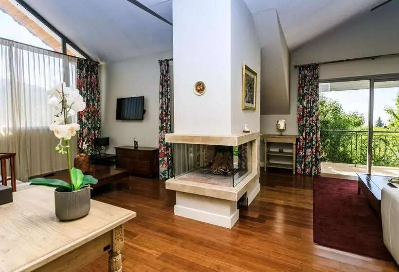 Majatalo Le Palais Des Cerisiers